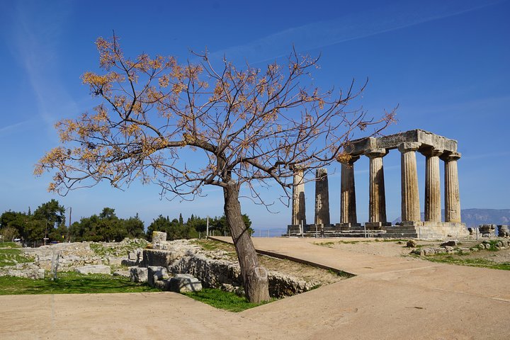 Corinth & Swimming with Helen of Troy Private Tour